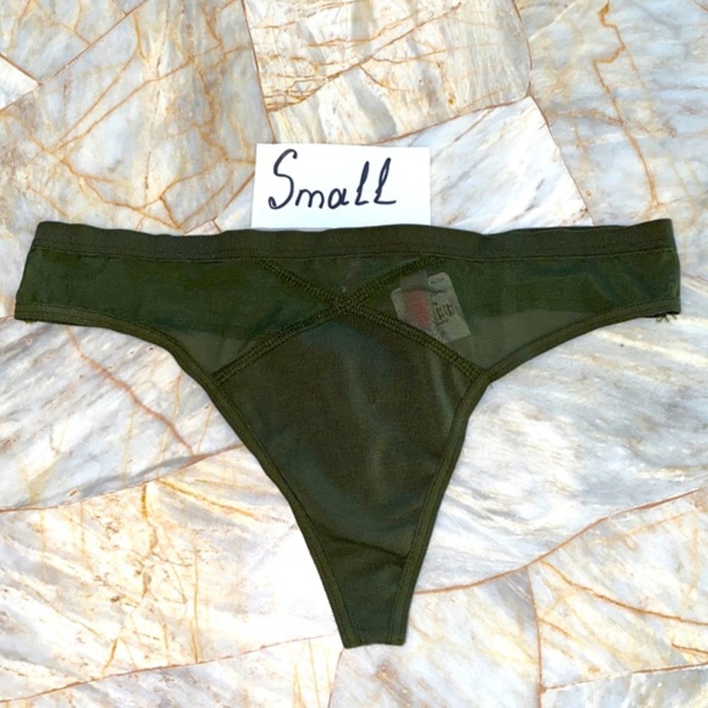 Victoria's Secret PINK V-String Very Sexy Thong Panty‎ Lace Mesh Underwear Small